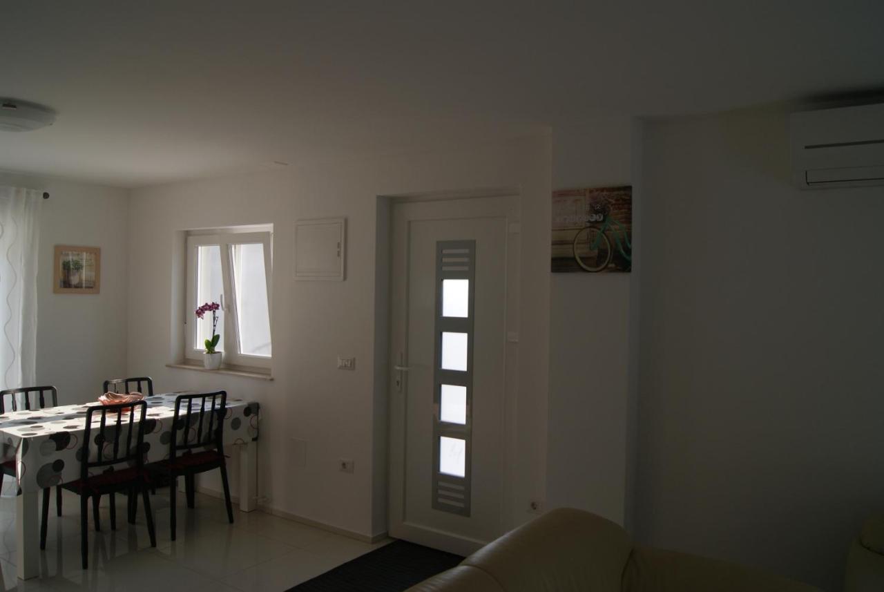 Zagar Apartment Пореч Екстер'єр фото
