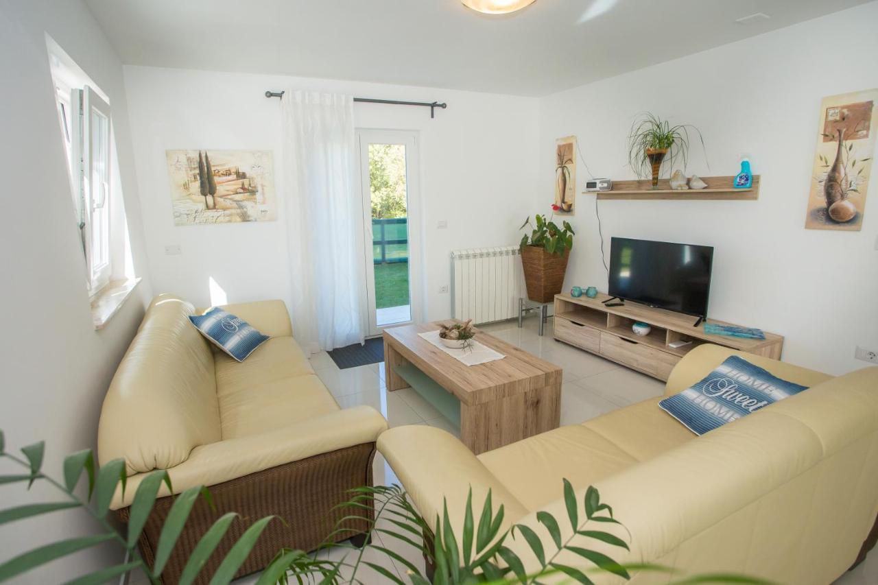 Zagar Apartment Пореч Екстер'єр фото