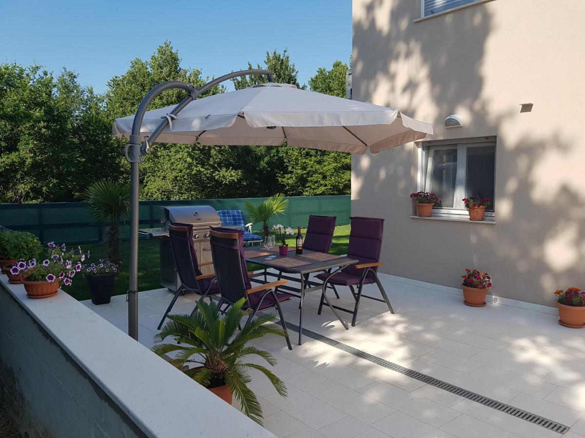 Zagar Apartment Пореч Екстер'єр фото