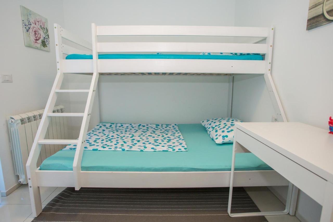Zagar Apartment Пореч Екстер'єр фото