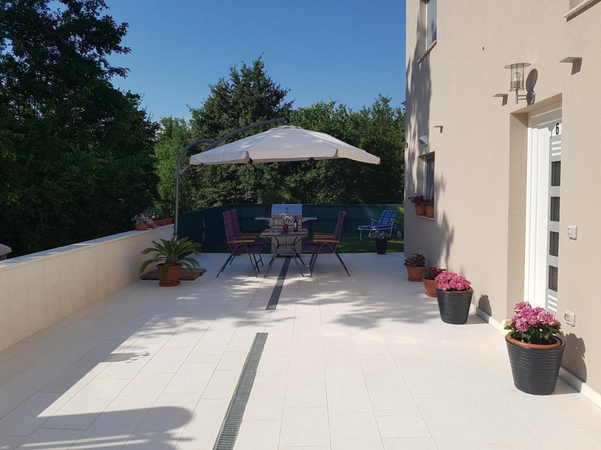 Zagar Apartment Пореч Екстер'єр фото