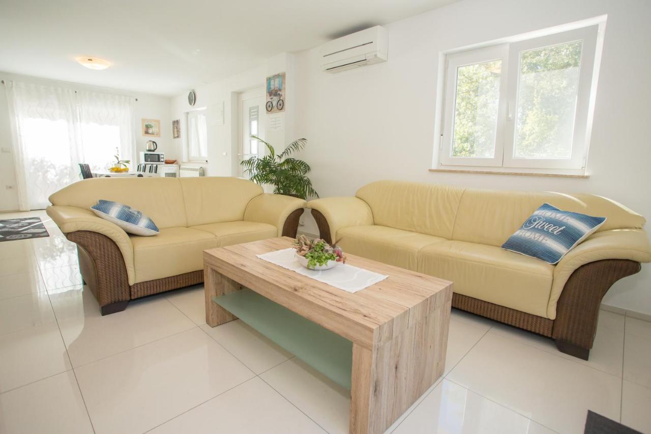 Zagar Apartment Пореч Екстер'єр фото