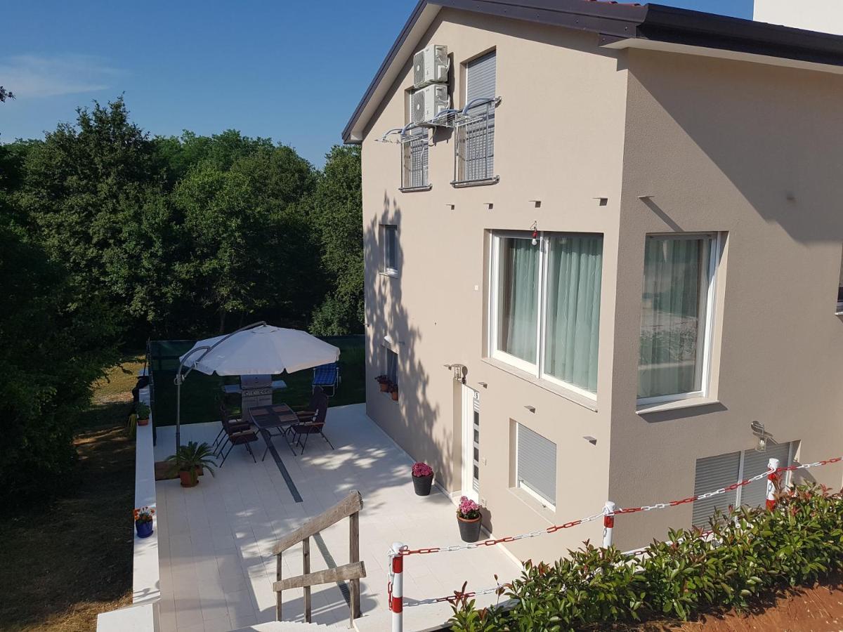 Zagar Apartment Пореч Екстер'єр фото