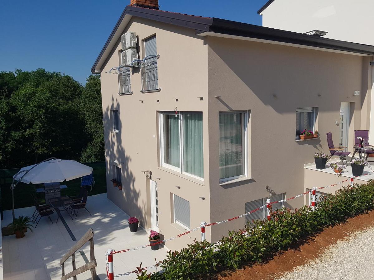 Zagar Apartment Пореч Екстер'єр фото