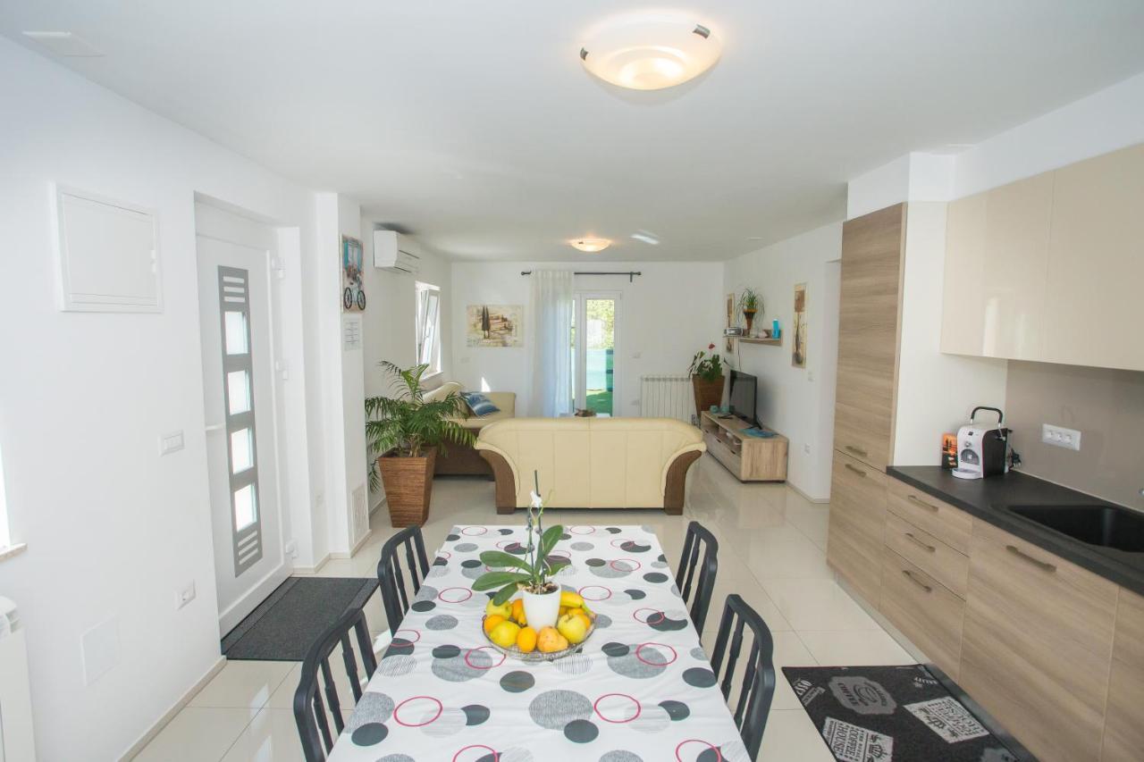 Zagar Apartment Пореч Екстер'єр фото