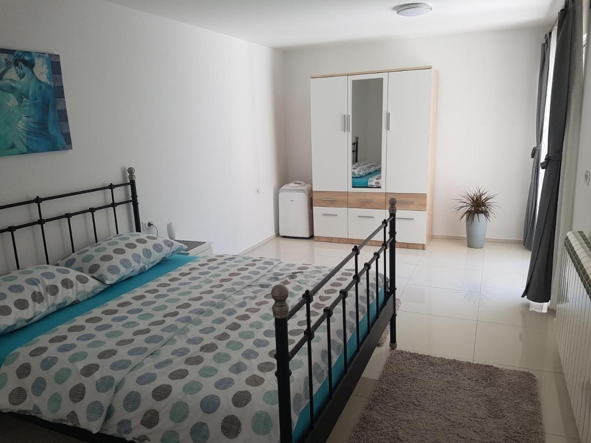 Zagar Apartment Пореч Екстер'єр фото
