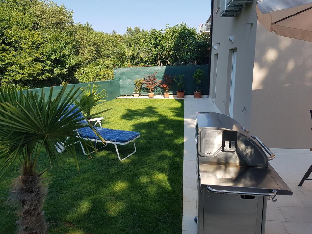 Zagar Apartment Пореч Екстер'єр фото